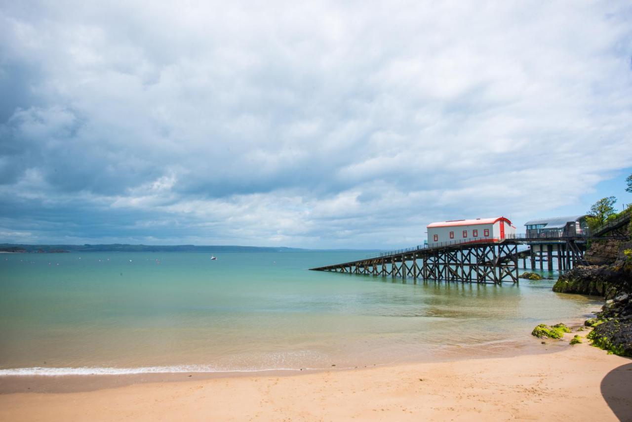 Beautiful Central Tenby Apartment With Free Parking Exterior foto